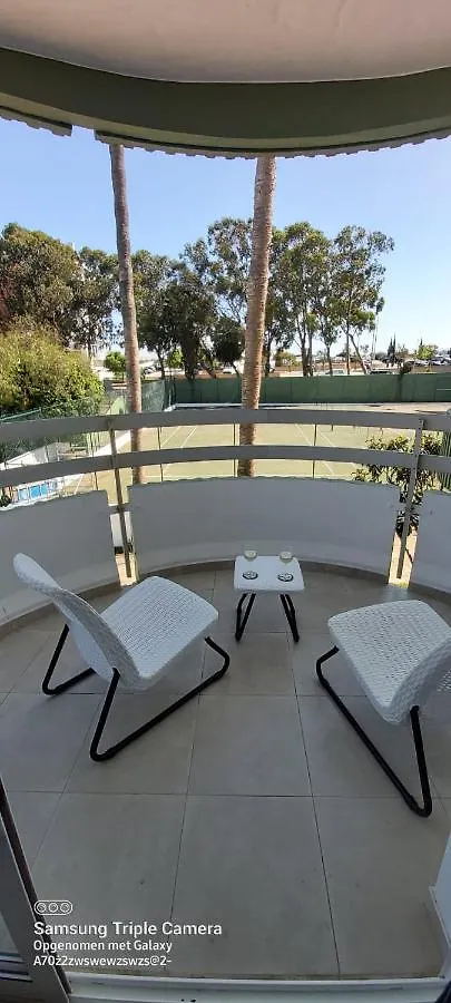 פורטימאו Amazing Green Tower 3 Castle Flat With Balcony דירה
