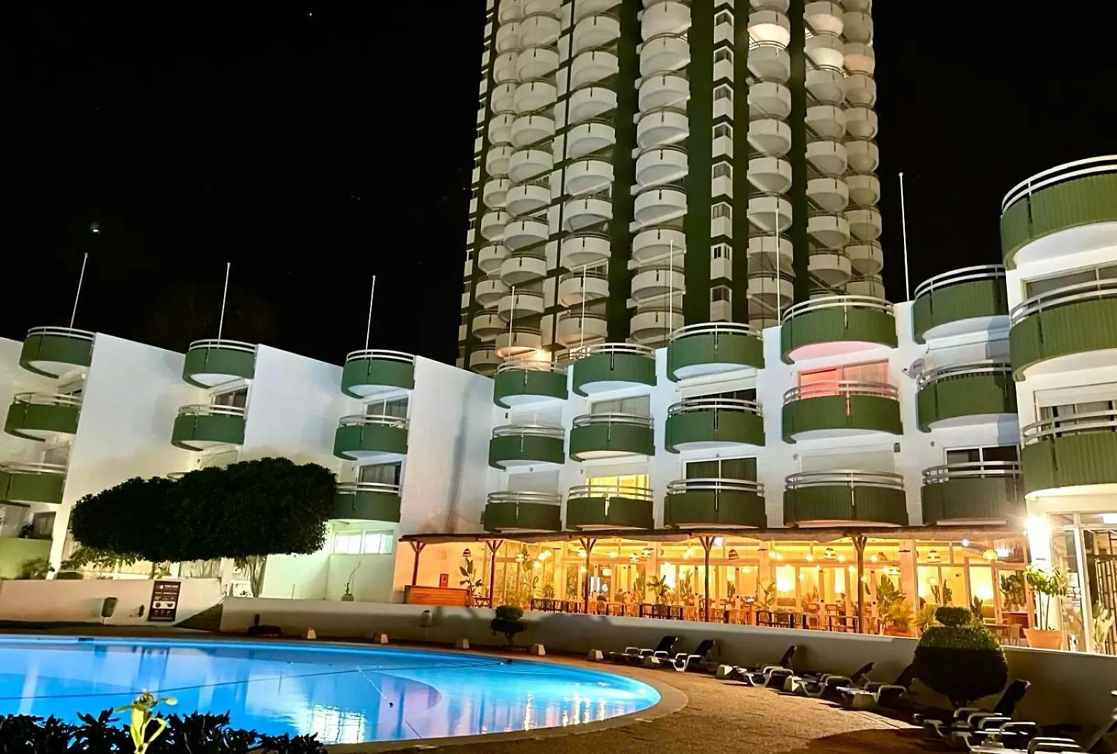 Amazing Green Tower 3 Castle Flat With Balcony Portimão 0*,  Portugal